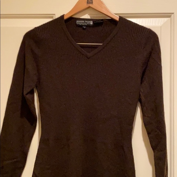 Jennifer Tyler Cashmere Etc. Dress - Picture 4 of 9